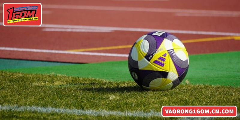 Cách bóng đá du nhập và được người Việt đón nhận nồng nhiệt